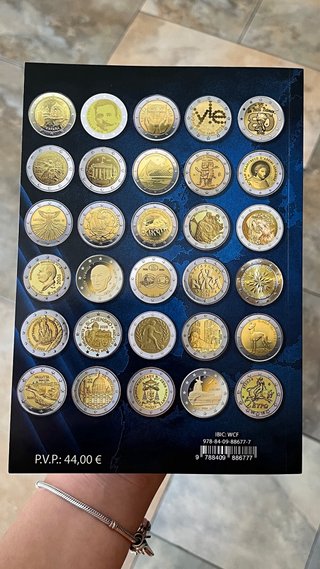 Libro monedas y billetes