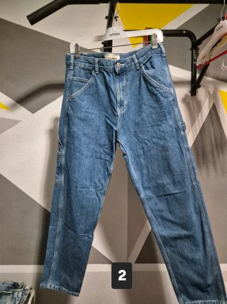 Pantalones vaqueros con estampados
