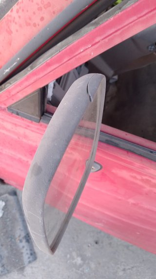 Retrovisor Nissan Vanette izquierdo