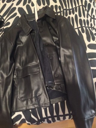 Chaqueta negra polipiel talla M
