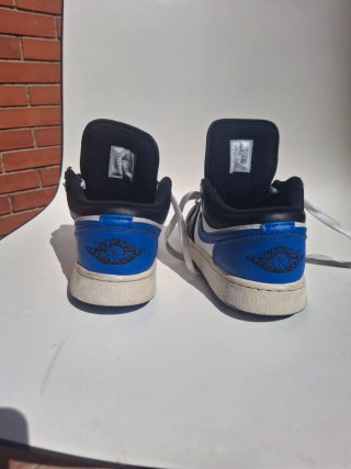 Zapatillas Nike Air Jordan Negras y Azules