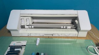 Silhouette Cameo 4