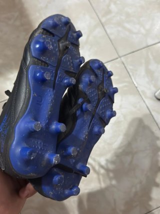 Botas de fútbol niño talla 33