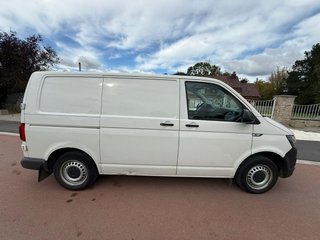 Volkswagen Transporter T6 2.0 TDI Furgón Larga – B