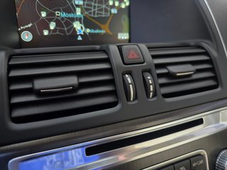 VOLVO XC60 2.4 D5 AWD Summum Auto