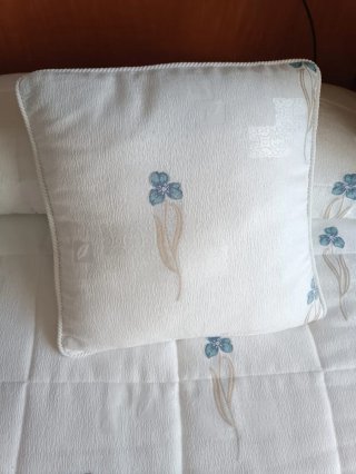 2 Colchas edredón y fundas de cojines JVR de 90