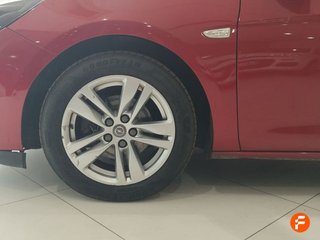 Opel Astra 1.2T SHT 96kW (130CV) Business Elegance