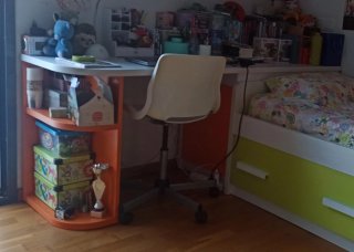 Escritorio infantil con cajón