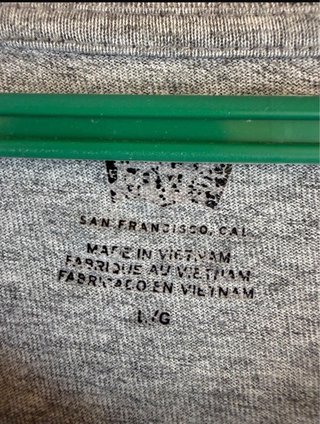 Camiseta larga Levi’s gris logo retro talla 1X ·