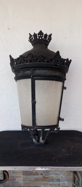 FAROL FERNANDINO Tengo dos.Precio unidad