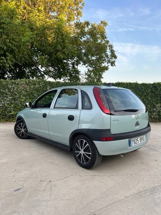 Opel Corsa C en perfecto estado
