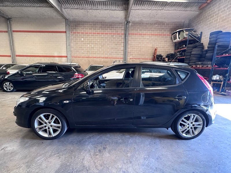 Hyundai i30 1.6 Style 2008, foto 9