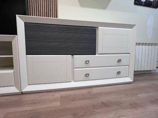Mueble de comedor blanco y gris