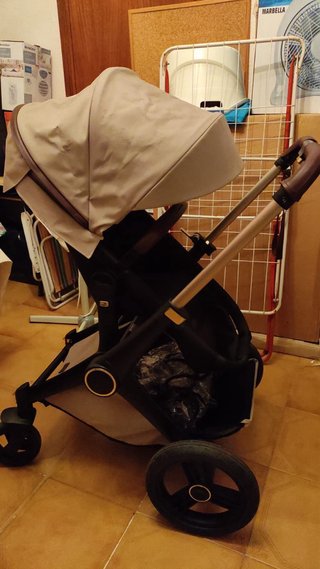 Carrito bebé Roberto Merino