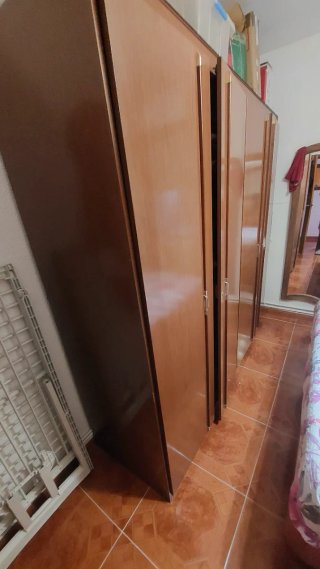 Armario grande de 4 puertas