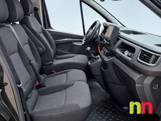 Renault Trafic Combi 9 L2H1 2.0DCi 150cv + NAVI 2.0DCi 150cv