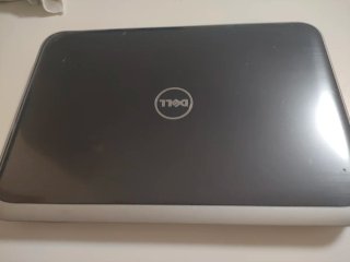 Neetbook dell ,con cargador.