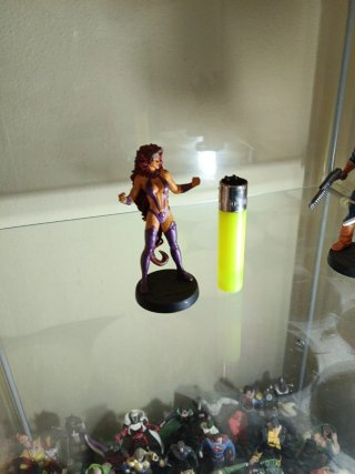 Collezione di 50 figure DC Comics in piombo + libri