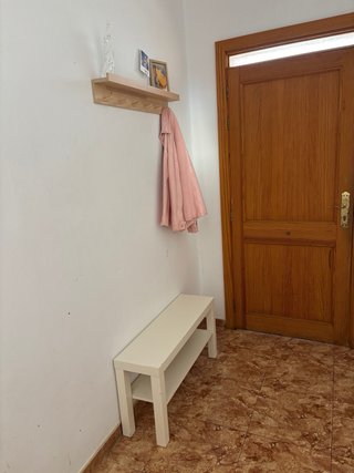 Perchero de madera Ikea