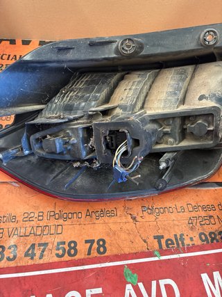 Renault Scenic tarjeta piloto trasero derecho