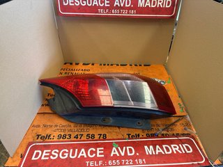 Renault Scenic tarjeta piloto trasero derecho