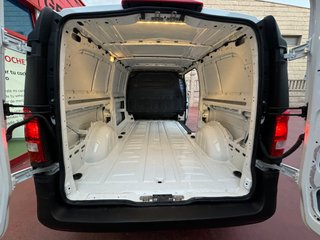 Mercedes-Benz Vito Furgón 116 CDI 163 Largo 4p