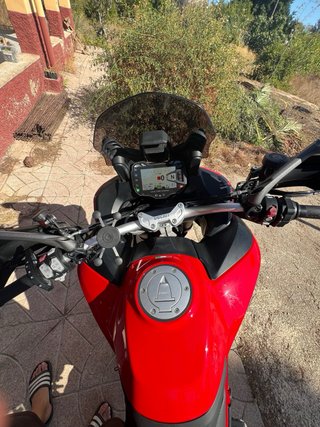 Ducati Multistrada 950S Roja y Negra