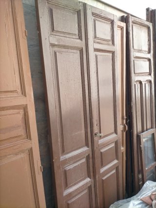 Puertas antiguas de madera.