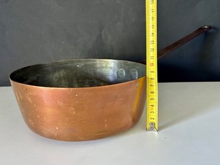 Sartén de cobre grande