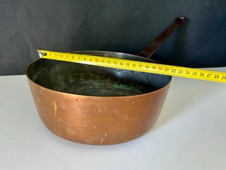 Sartén de cobre grande
