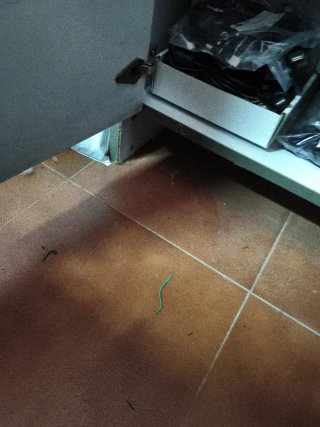 Armario multiusos oficina