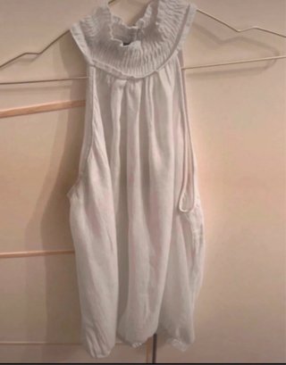 Top smanicato bianco