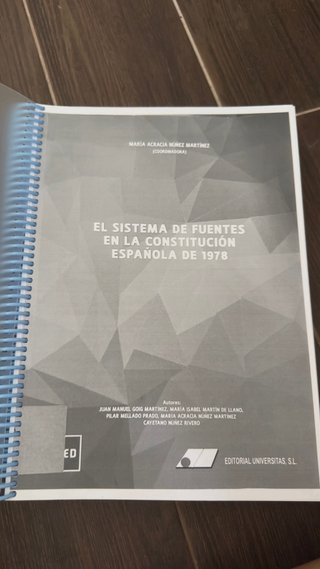 Libro universitario