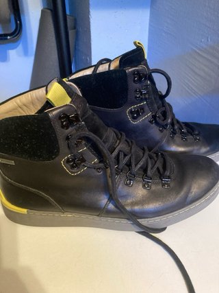 Botas montaña, clarks