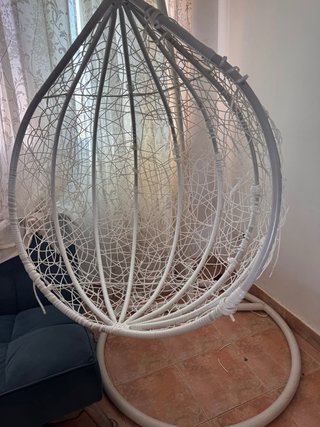 Sillón colgante tipo huevo con soporte – para rest