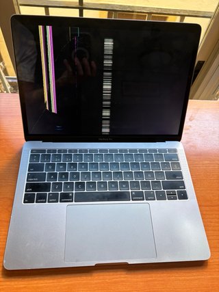 Macbook Pro 13’’ Retina (2017)