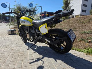 Ducati scrambler Flat track pro