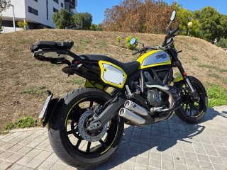 Ducati scrambler Flat track pro