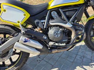 Ducati scrambler Flat track pro