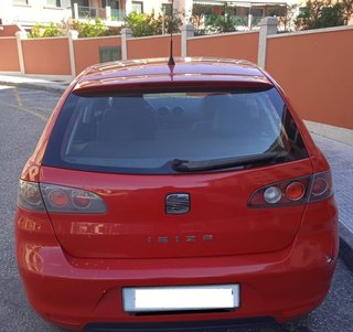 SEAT Ibiza HIT 2007- negociable antes de noviembre