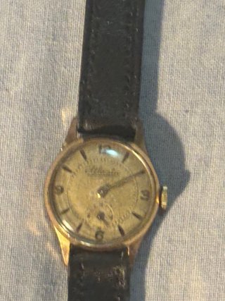 reloj mecánico de pulsera vintage de la marca suiz