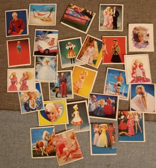 Lotto 25 figurine Panini Barbie 1993