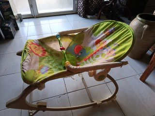 Hamaca/balancín de bebé Fisher-Price con estampado