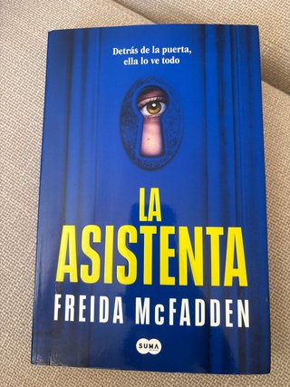La asistenta