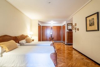 Piso en venta en Paseo Sagasta en Zaragoza