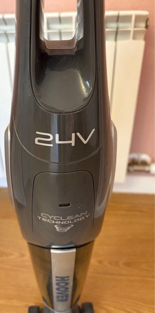 Aspirador Hoover.