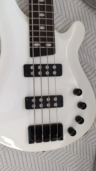 Bajo Harley Benton B 450 Blanco