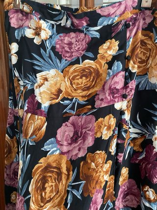 Falda larga estampada floral