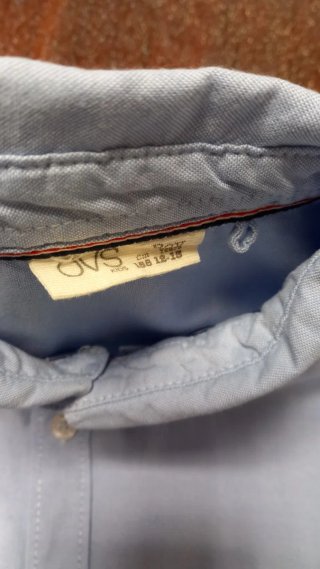 Camicia azzurra da ragazzo