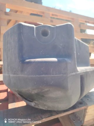 Depósito agua sin tapón ni grifo